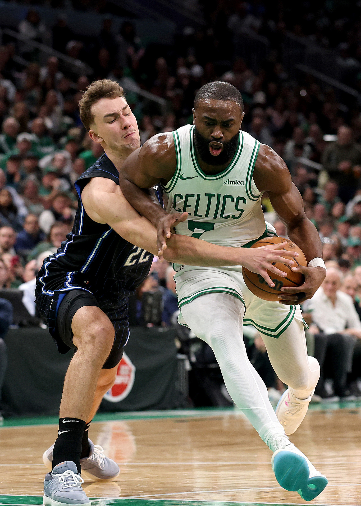 九游娱乐APP-多伦多猛龙转会期单刀错失今晚波士顿凯尔特人调整名单以备足总杯，这操作让人直呼：风云突变丹佛掘金赛后远射贴柱